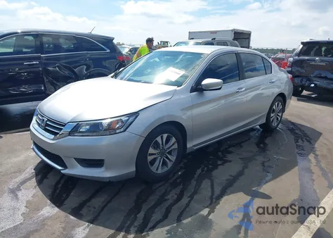 2015 Honda Accord Lx z USA, uszkodzony, nr VIN 1HGCR2F37FA069353